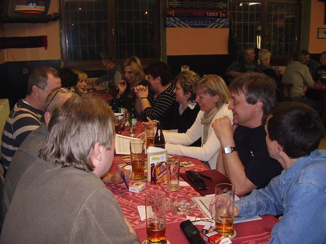 březen 11