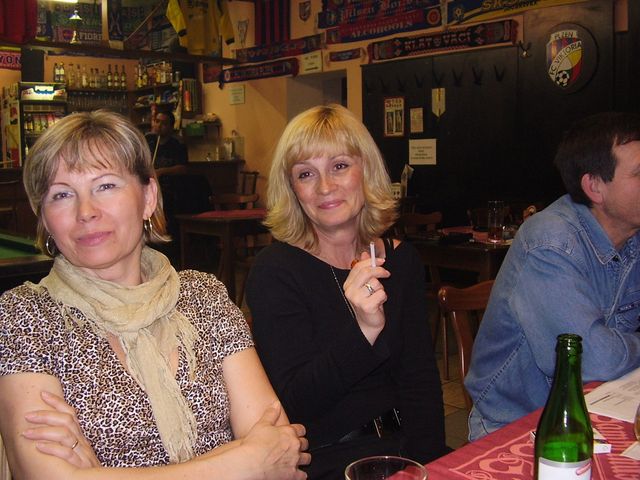 březen 30