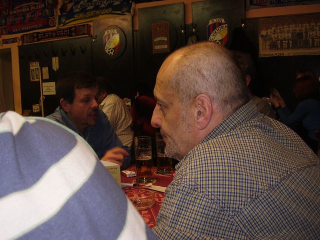 březen 38