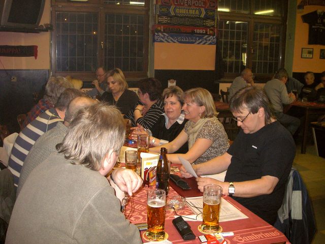 březen 1